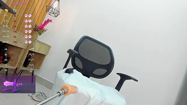 AllisonRoberts  online show from 21, 12, 2024