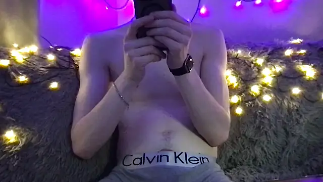 Snapshot of max_o_max42 chatting on 24, 2, 2025 max o max42 online show from 24, 2, 2025