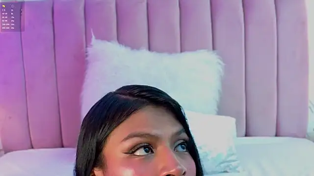 KimberlyCutee online show from 27, 6, 2026