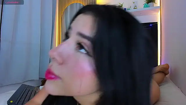 steisy star online show from 13, 12, 2025