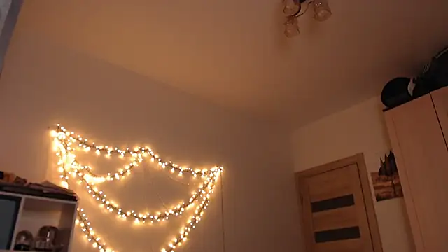 amber quell here online show from 6, 3, 2025