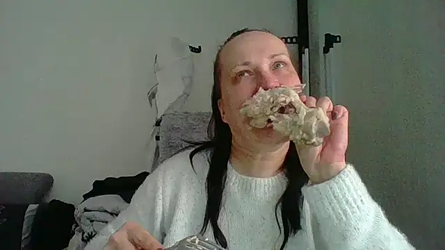  squirty cum lady  online show from 5, 11, 2025