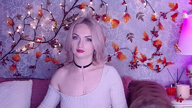 Snapshot of EllianaReese chatting on 4, 11, 2025 EllianaReese online show from 4, 11, 2025