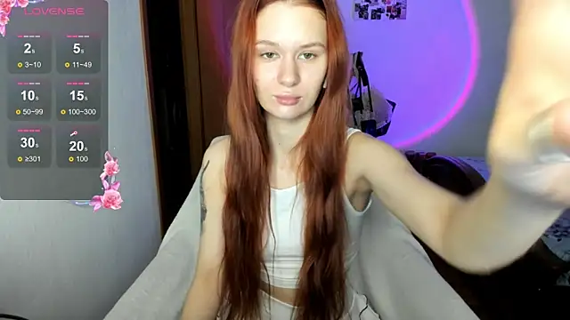 Snapshot of EmilySoul chatting on 2, 11, 2025 EmilySoul online show from 2, 11, 2025