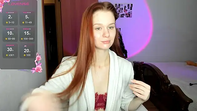 Snapshot of EmilySoul chatting on 9, 11, 2025 EmilySoul online show from 9, 11, 2025