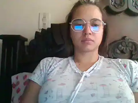 trianabell online show from 1, 12, 2024