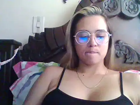trianabell online show from 12, 12, 2024