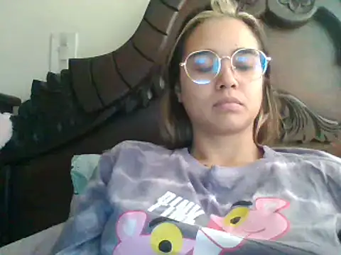 trianabell online show from 4, 1, 2025