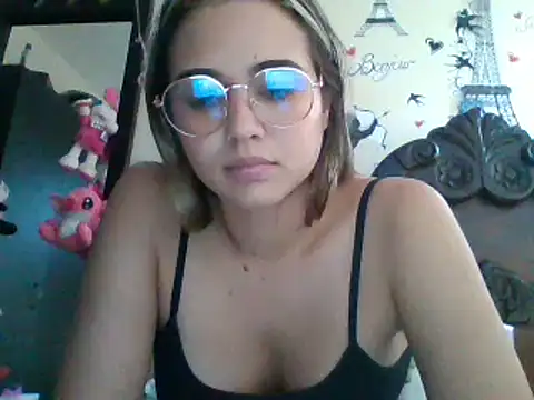 trianabell online show from 10, 1, 2025