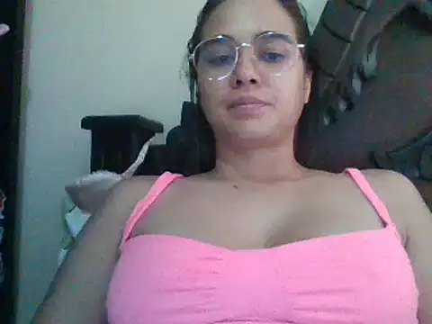trianabell online show from 26, 2, 2025