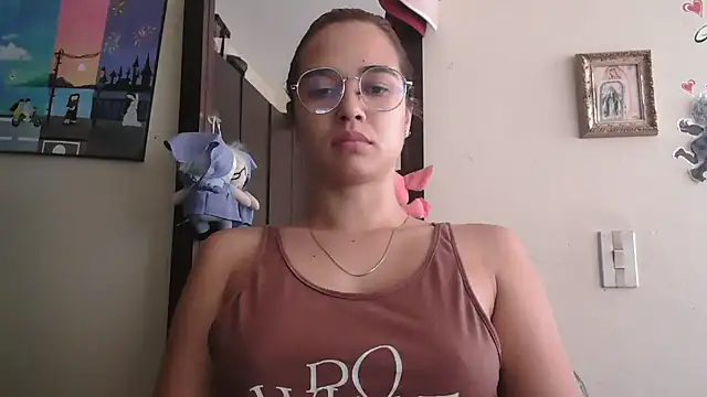 trianabell online show from 10, 5, 2026