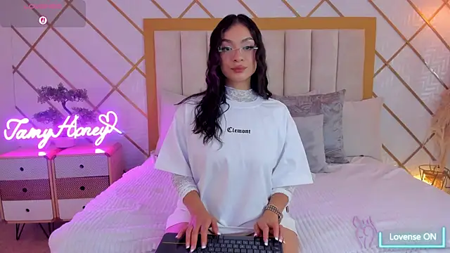 TamyHoney online show from 11, 9, 2025