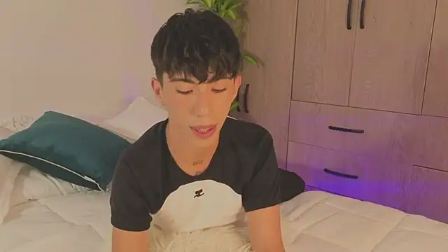 Snapshot of FabianPriince chatting on 19, 9, 2025 FabianPriince online show from 19, 9, 2025