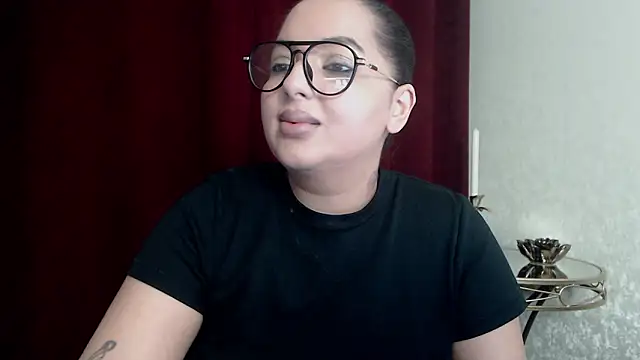 Snapshot of BustyAllyy chatting on 17, 2, 2026 BustyAllyy online show from 17, 2, 2026