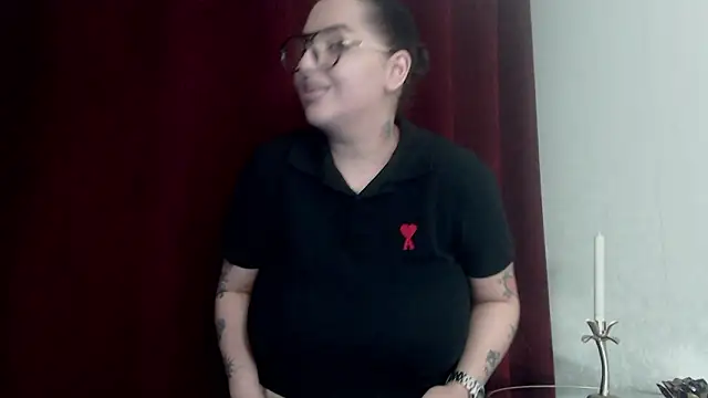 Snapshot of BustyAllyy chatting on 18, 2, 2026 BustyAllyy online show from 18, 2, 2026