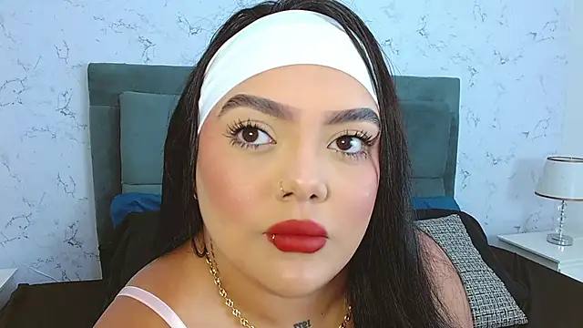 Snapshot of Brhiana_Williamms chatting on 7, 4, 2026 Brhiana Williamms online show from 7, 4, 2026