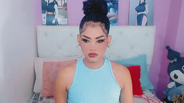 Snapshot of Amanda_bigx chatting on 5, 4, 2026 Amanda bigx online show from 5, 4, 2026