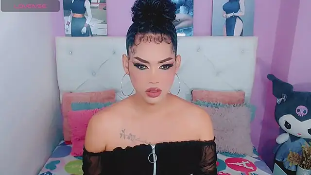 Snapshot of Amanda_bigx chatting on 10, 4, 2026 Amanda bigx online show from 10, 4, 2026