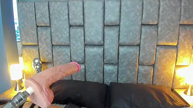 Foxy Assh  online show from 14, 1, 2025