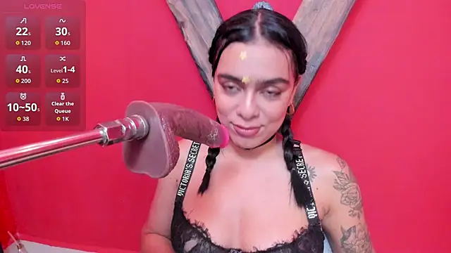 Foxy Assh  online show from 2, 5, 2026