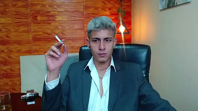 Snapshot of Bastiaan_28 chatting on 17, 12, 2024 Bastiaan 28 online show from 17, 12, 2024