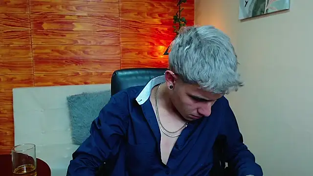 Snapshot of Bastiaan_28 chatting on 19, 12, 2024 Bastiaan 28 online show from 19, 12, 2024