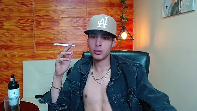 Snapshot of Bastiaan_28 chatting on 4, 1, 2025 Bastiaan 28 online show from 4, 1, 2025