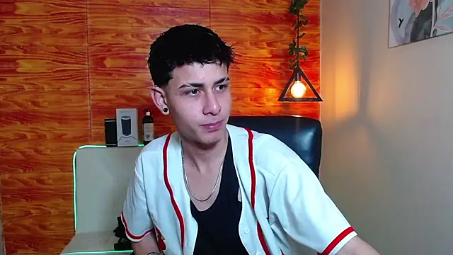 Snapshot of Bastiaan_28 chatting on 23, 1, 2025 Bastiaan 28 online show from 23, 1, 2025