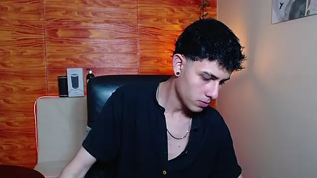 Snapshot of Bastiaan_28 chatting on 24, 1, 2025 Bastiaan 28 online show from 24, 1, 2025