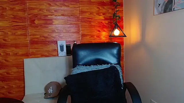 Snapshot of Bastiaan_28 chatting on 1, 2, 2025 Bastiaan 28 online show from 1, 2, 2025