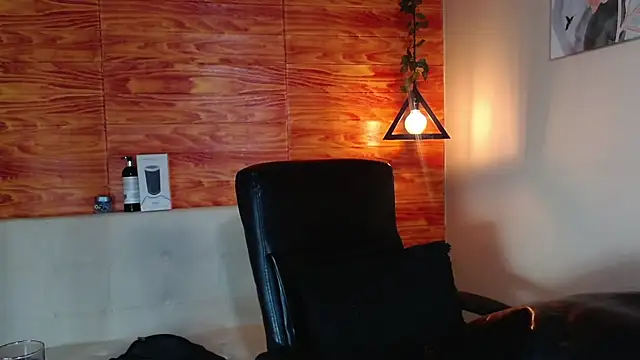 Snapshot of Bastiaan_28 chatting on 8, 2, 2025 Bastiaan 28 online show from 8, 2, 2025