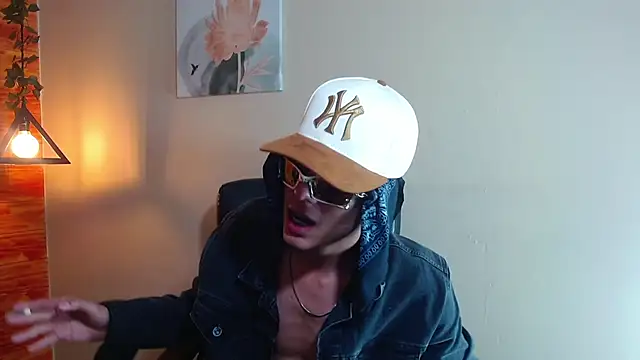 Snapshot of Bastiaan_28 chatting on 14, 2, 2025 Bastiaan 28 online show from 14, 2, 2025