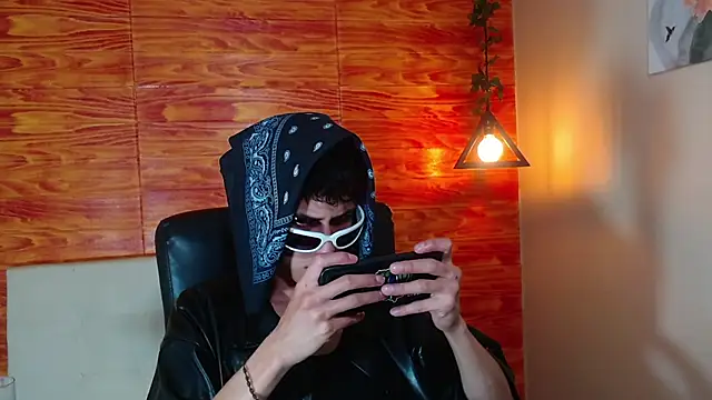 Snapshot of Bastiaan_28 chatting on 17, 2, 2025 Bastiaan 28 online show from 17, 2, 2025