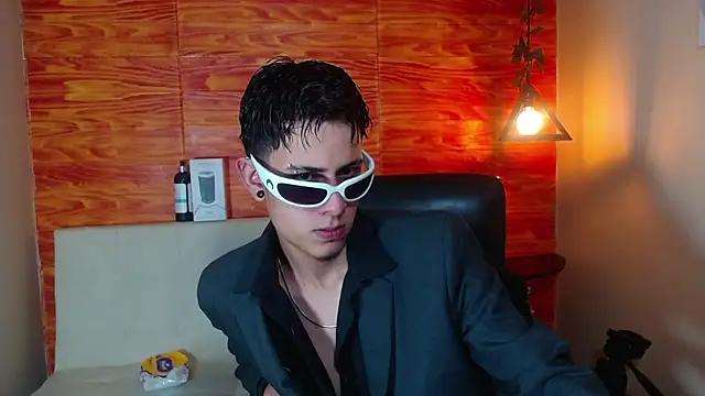 Snapshot of Bastiaan_28 chatting on 4, 3, 2025 Bastiaan 28 online show from 4, 3, 2025