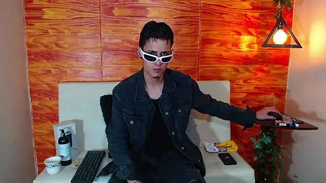 Snapshot of Bastiaan_28 chatting on 7, 3, 2025 Bastiaan 28 online show from 7, 3, 2025