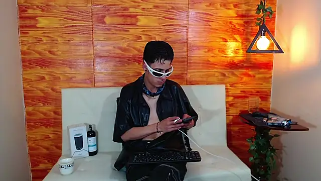 Snapshot of Bastiaan_28 chatting on 8, 3, 2025 Bastiaan 28 online show from 8, 3, 2025