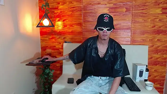 Snapshot of Bastiaan_28 chatting on 11, 3, 2025 Bastiaan 28 online show from 11, 3, 2025