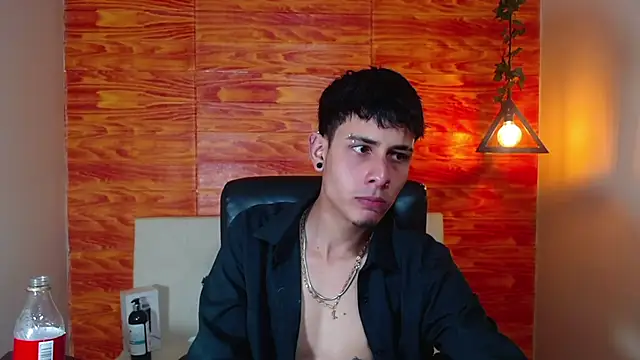 Snapshot of Bastiaan_28 chatting on 14, 3, 2025 Bastiaan 28 online show from 14, 3, 2025