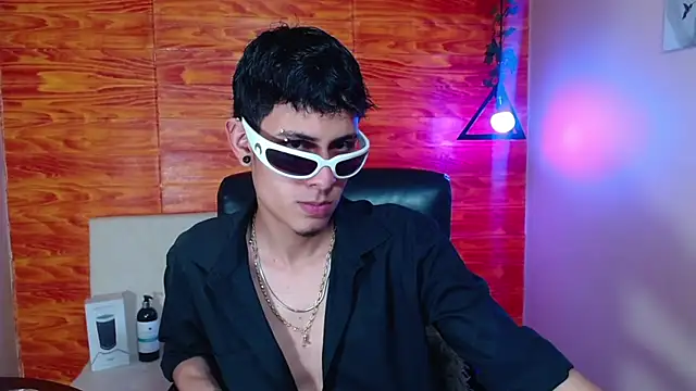 Snapshot of Bastiaan_28 chatting on 20, 3, 2025 Bastiaan 28 online show from 20, 3, 2025