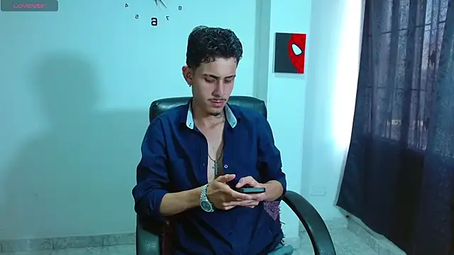 Snapshot of Bastiaan_28 chatting on 2, 10, 2025 Bastiaan 28 online show from 2, 10, 2025