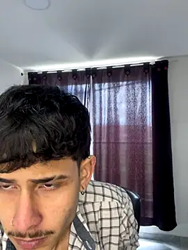 Snapshot of Bastiaan_28 chatting on 5, 10, 2025 Bastiaan 28 online show from 5, 10, 2025