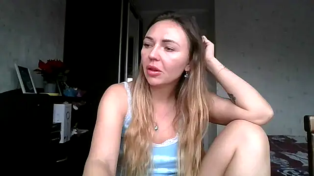 Snapshot of AngelinaLove28 chatting on 1, 12, 2025 AngelinaLove28 online show from 1, 12, 2025