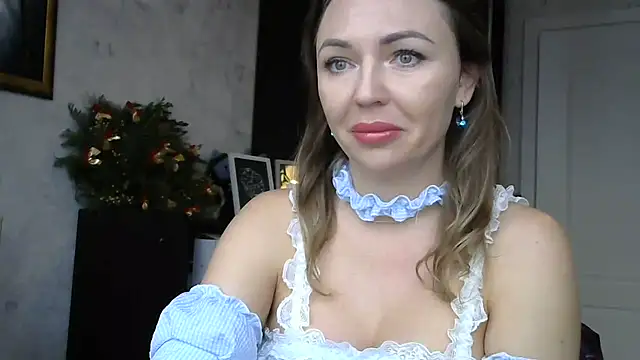 Snapshot of AngelinaLove28 chatting on 7, 1, 2026 AngelinaLove28 online show from 7, 1, 2026