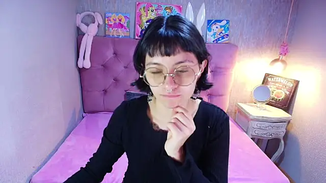 charlottemoonxz online show from 17, 3, 2026