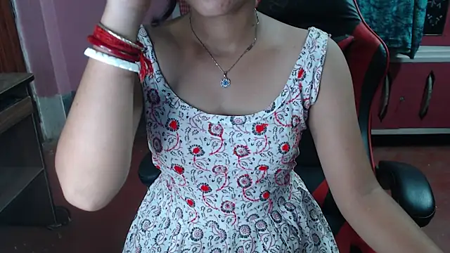 Snapshot of Angel_Alison_ chatting on 10, 10, 2025 Angel Alison online show from 10, 10, 2025