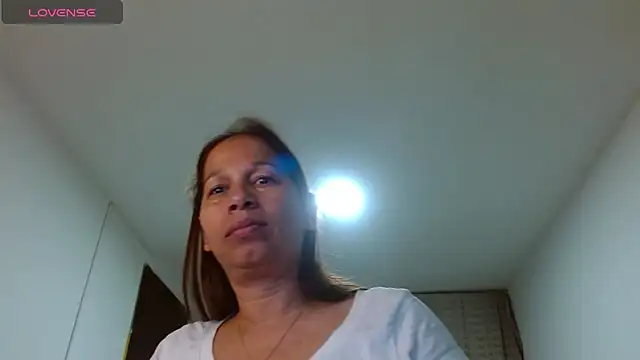 Snapshot of CaroMasha chatting on 16, 4, 2026 CaroMasha online show from 16, 4, 2026