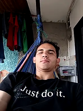 Snapshot of fuego-frots777 chatting on 15, 9, 2025 fuego-frots777 online show from 15, 9, 2025