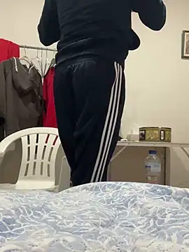 Snapshot of Kamaleonix chatting on 6, 2, 2025 Kamaleonix online show from 6, 2, 2025