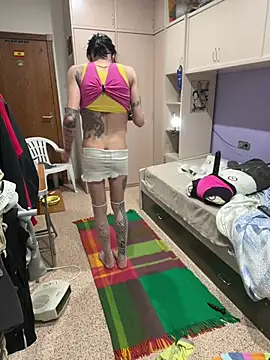 Snapshot of Kamaleonix chatting on 8, 2, 2025 Kamaleonix online show from 8, 2, 2025