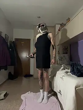 Snapshot of Kamaleonix chatting on 13, 12, 2025 Kamaleonix online show from 13, 12, 2025